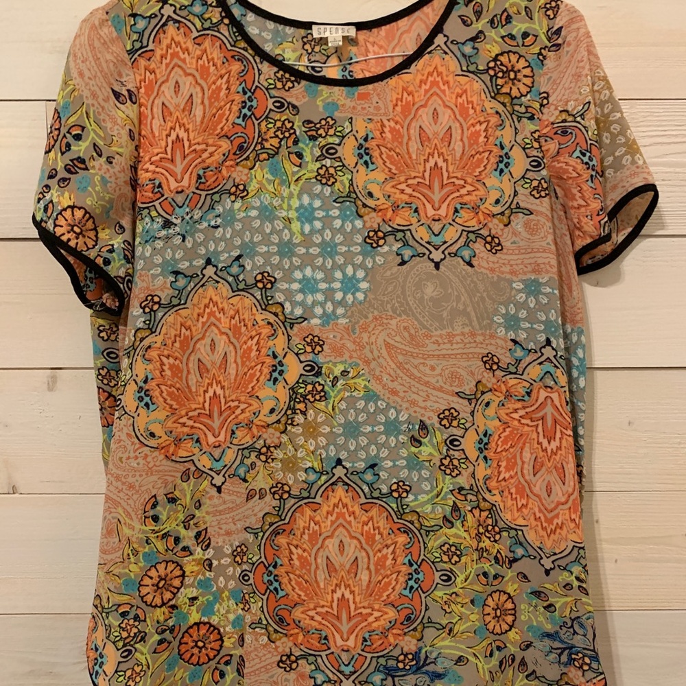 Gorgeous, bright Top